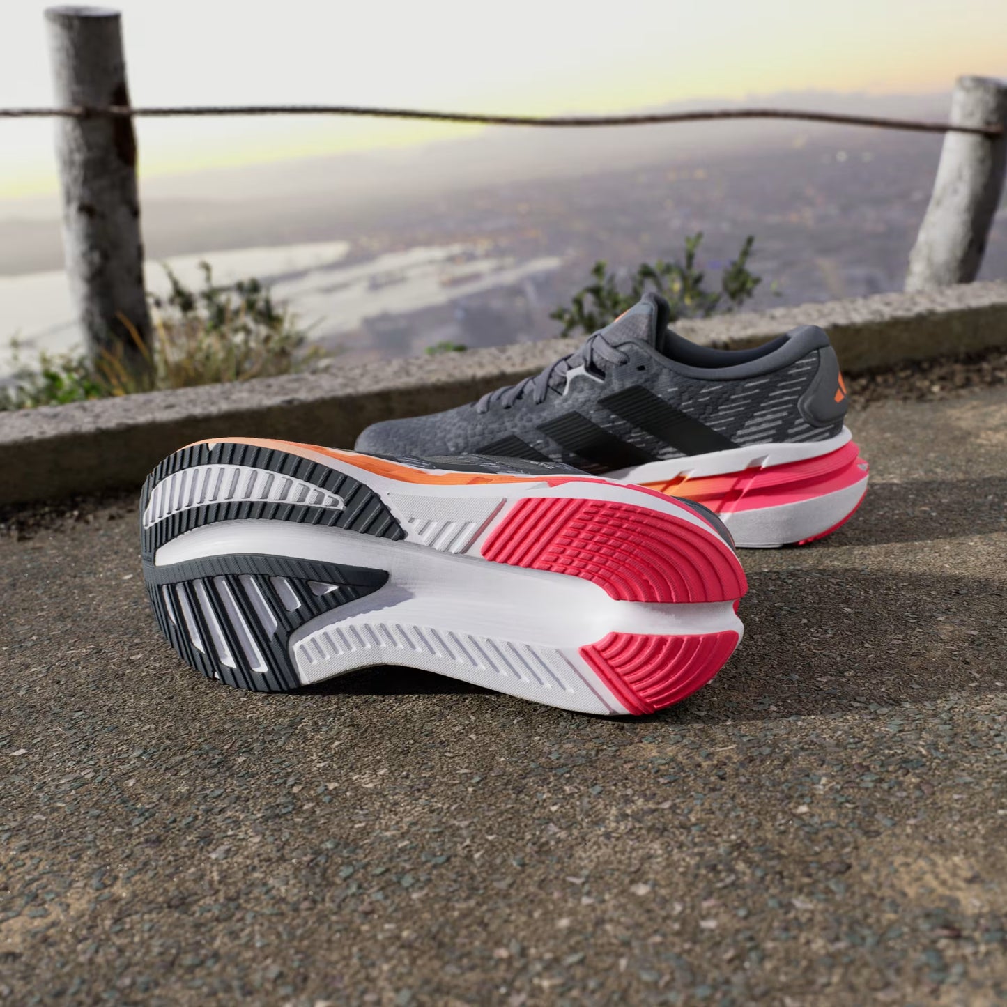 ADIDAS ADISTAR 4 - COMPRA 1 LLEVA 2 + Envío Gratis